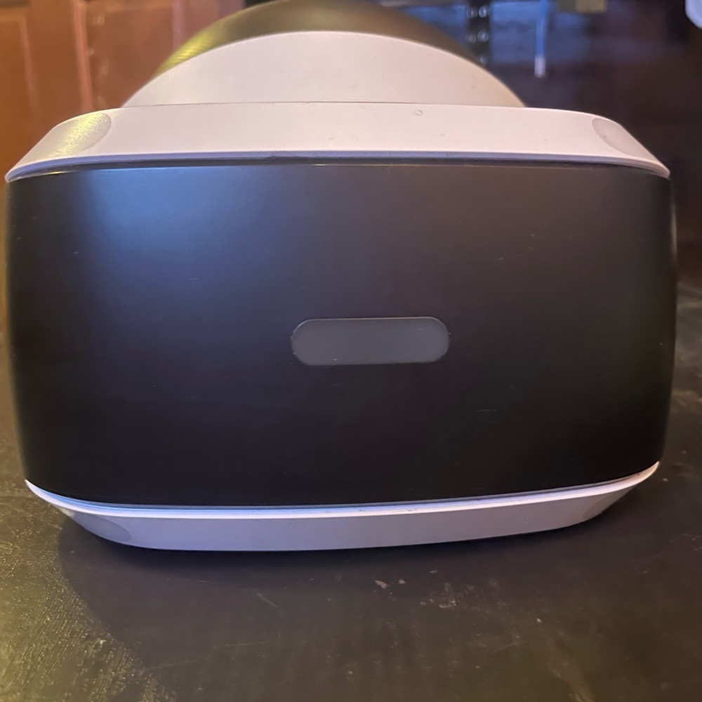 PlayStation 4 vr with motion controllers